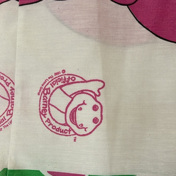 VTG 90s Barney pillowcase and twin fitted sheet - Picture 6 of 6